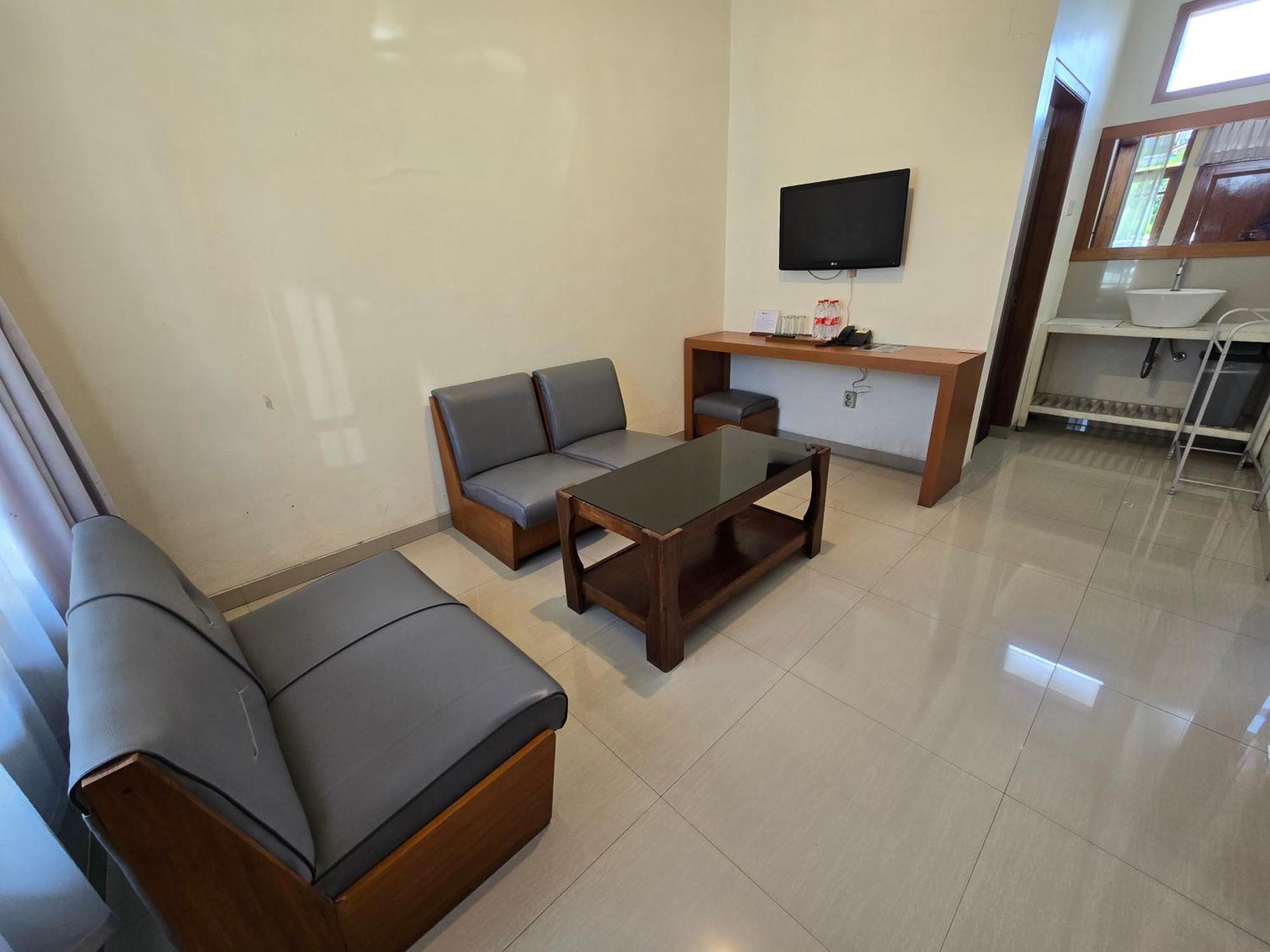 Kusma Hotel Bandungan Семаранг Екстер'єр фото